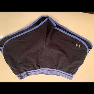 Under armor running shorts with liner, size small